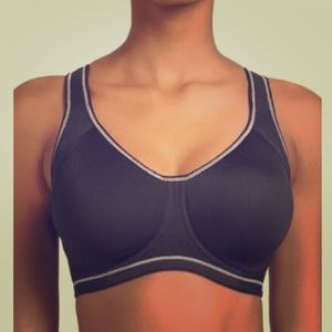 Freya Sonic Underwire Molded Sports Bra US 32F